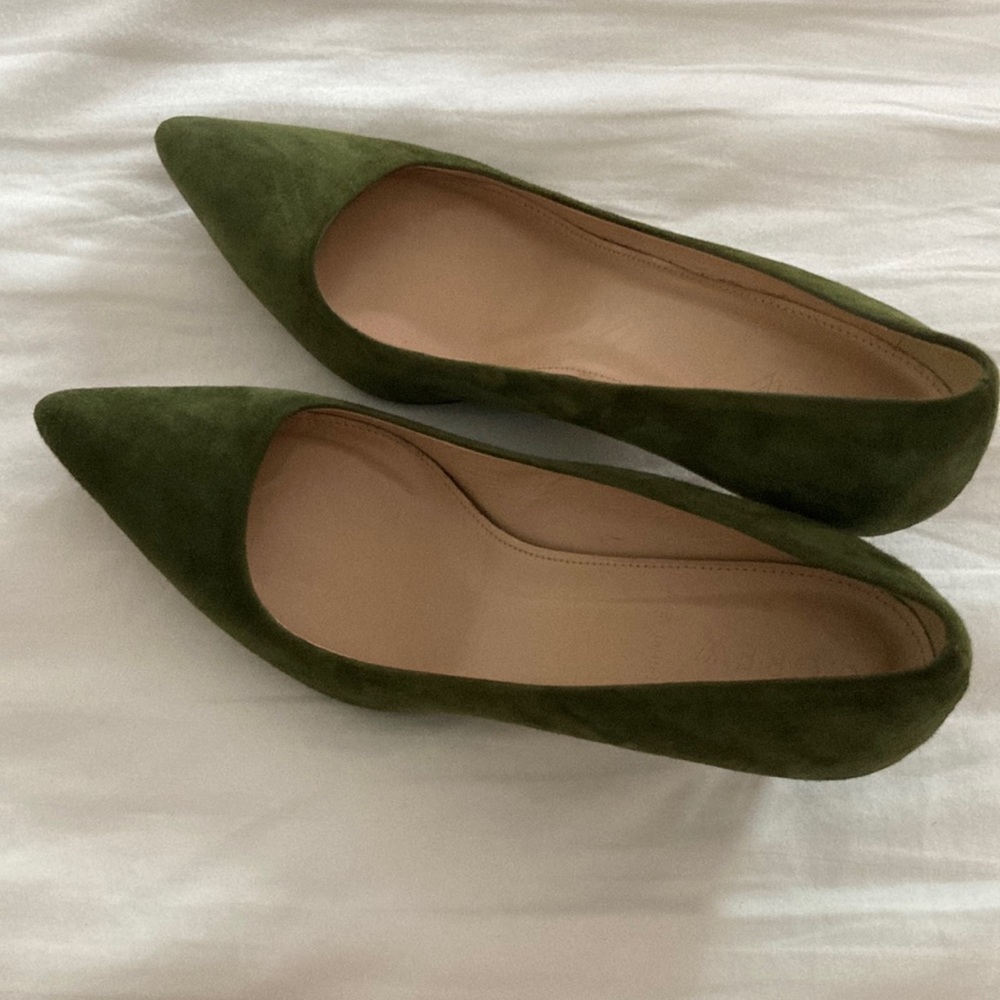 J Crew kitten heels excellent condition sz 7.5 hunter green